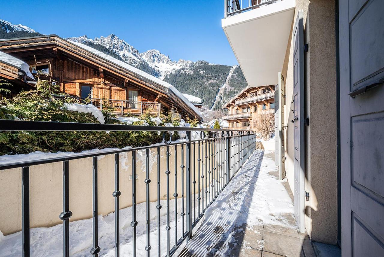 Eden Hotel, Apartments And Chalet Chamonix Les Praz Exterior photo